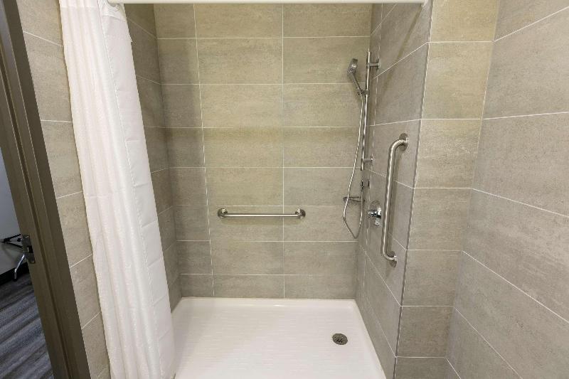 Best Western Plus Executive Residency Bronx image