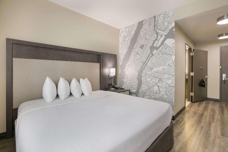 Best Western Plus Executive Residency Bronx image