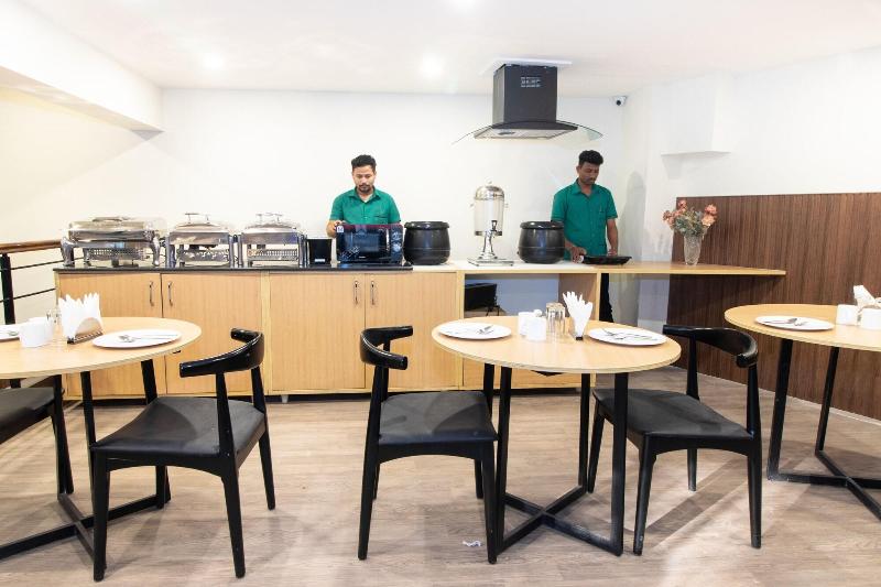 Sanctum Suites Richmond Road Bangalore image