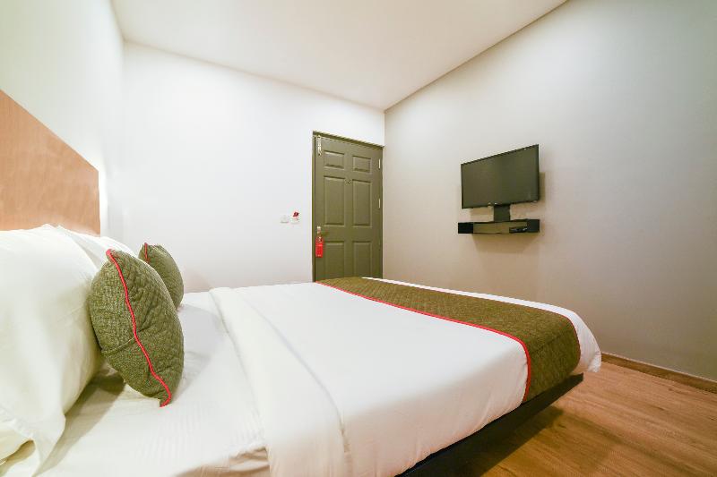 Sanctum Suites Richmond Road Bangalore image