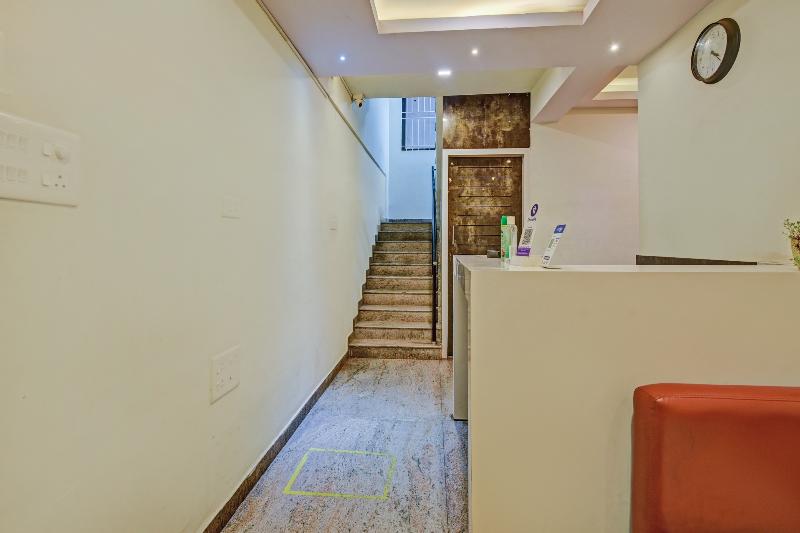Capital O BLR2499 Comfort Delight Hotel image