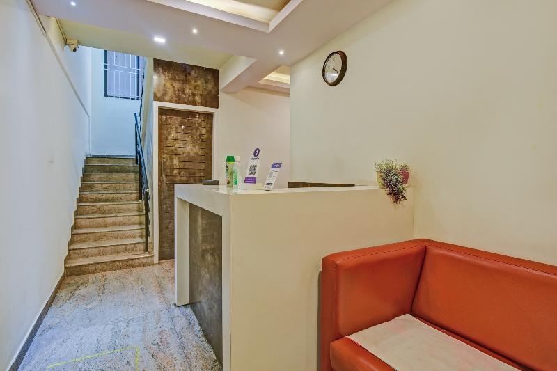 Capital O BLR2499 Comfort Delight Hotel image