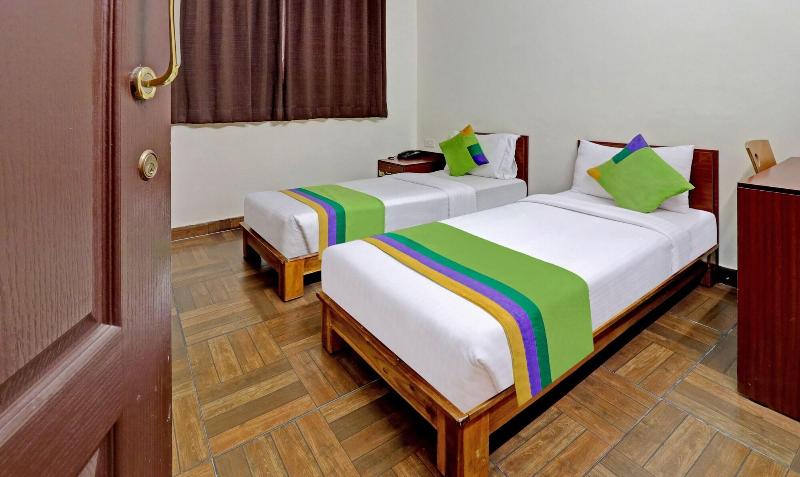 Capital O BLR2499 Comfort Delight Hotel image