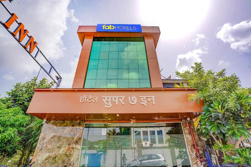OYO Flagship 77349 Hotel Super 7 Inn image