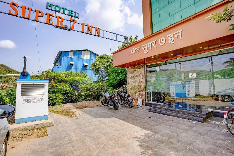 OYO Flagship 77349 Hotel Super 7 Inn image