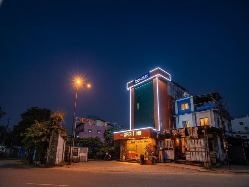 OYO Flagship 77349 Hotel Super 7 Inn image