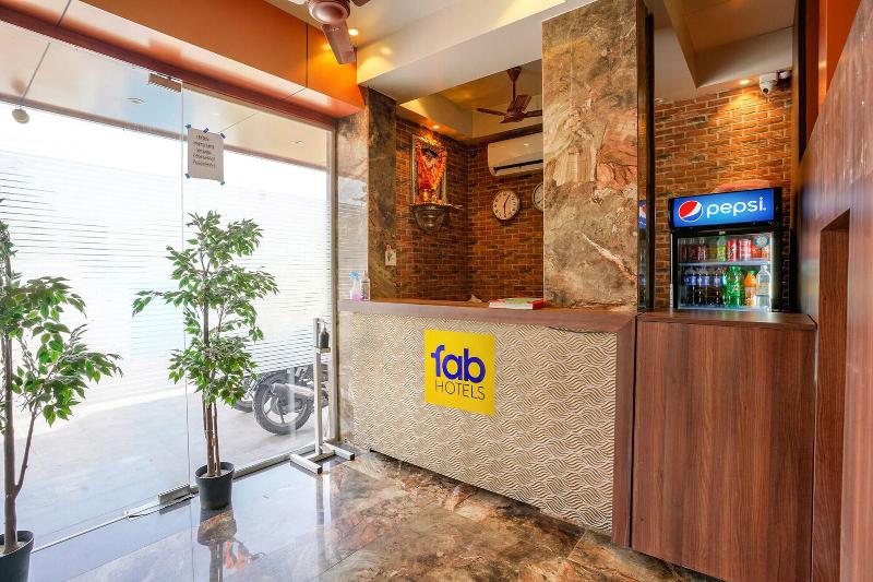 OYO Flagship 77349 Hotel Super 7 Inn image
