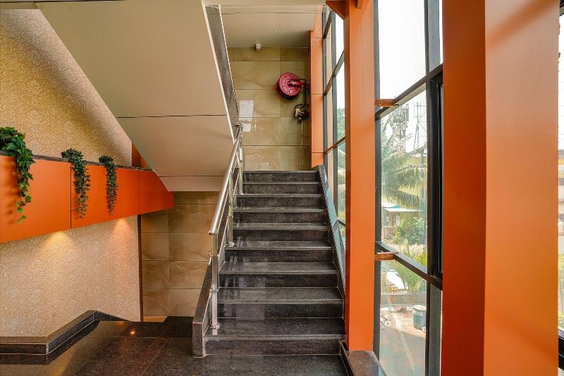 OYO Flagship 77349 Hotel Super 7 Inn image
