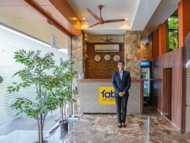 OYO Flagship 77349 Hotel Super 7 Inn image