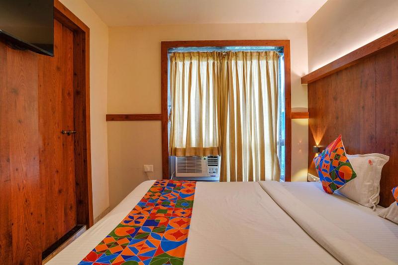 OYO Flagship 77349 Hotel Super 7 Inn image