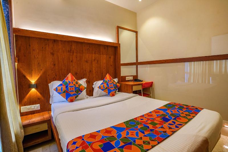 OYO Flagship 77349 Hotel Super 7 Inn image