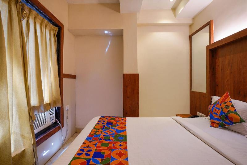 OYO Flagship 77349 Hotel Super 7 Inn image