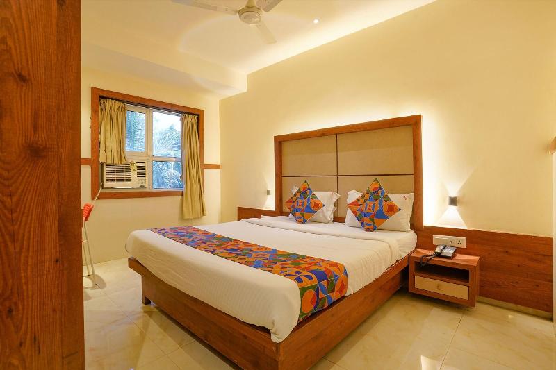 OYO Flagship 77349 Hotel Super 7 Inn image