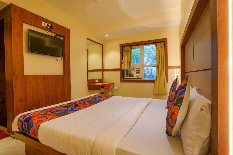 OYO Flagship 77349 Hotel Super 7 Inn image