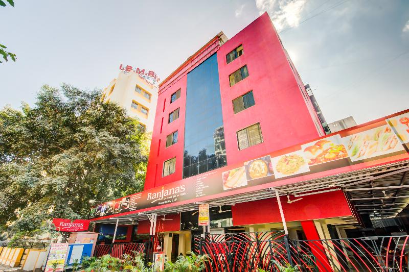 77852 Collection O Hotel Ranjanas image