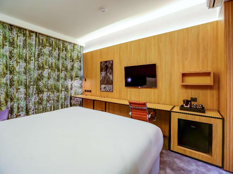 Hilton Garden Inn Reboucas image