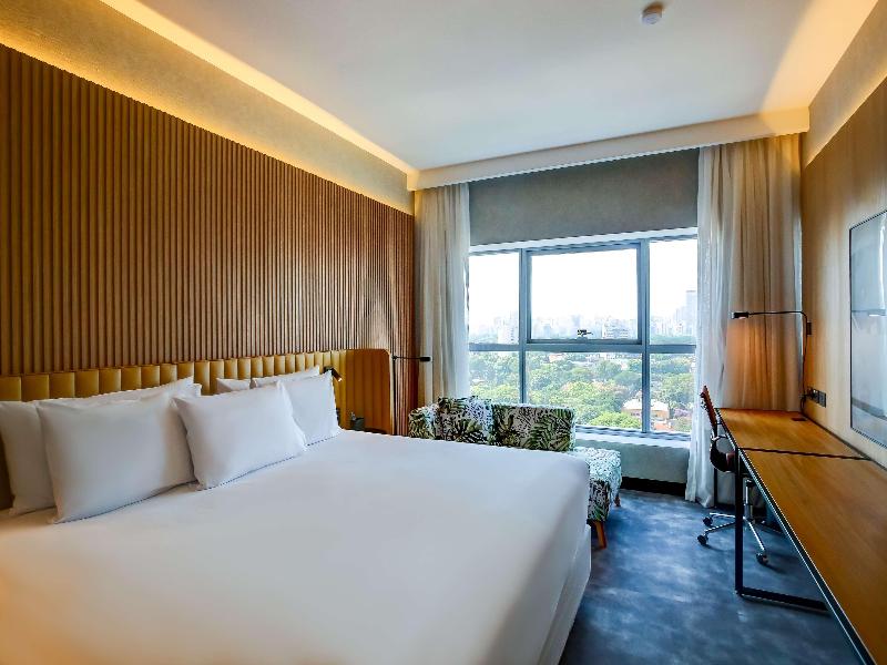 Hilton Garden Inn Reboucas image
