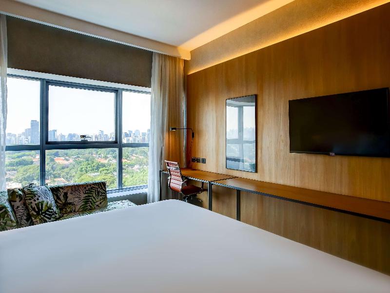 Hilton Garden Inn Reboucas image