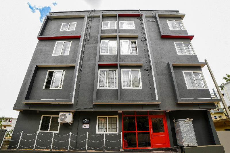 OYO Townhouse 361 Sarvar Hospitality image