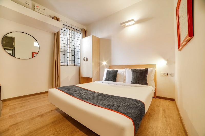 OYO Townhouse 361 Sarvar Hospitality image