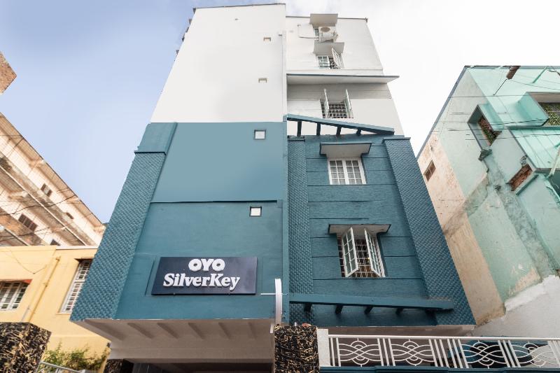 Silverkey Execut.Stays 22453 Himayat Nagar Circle — main photo