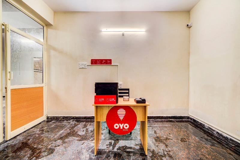 OYO Flagship 75871, Gachibowli ,JV colony