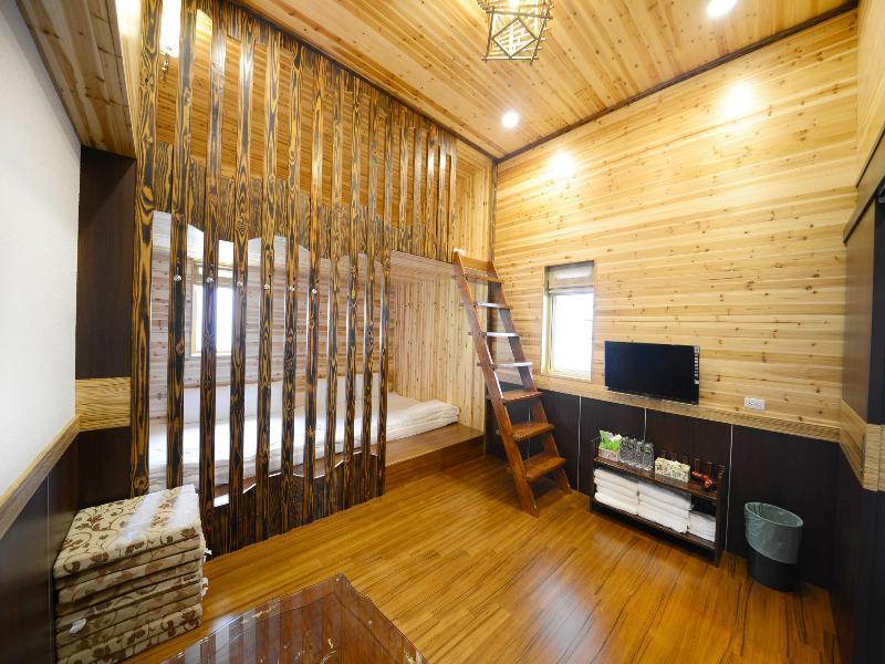 Hao Her A B & B