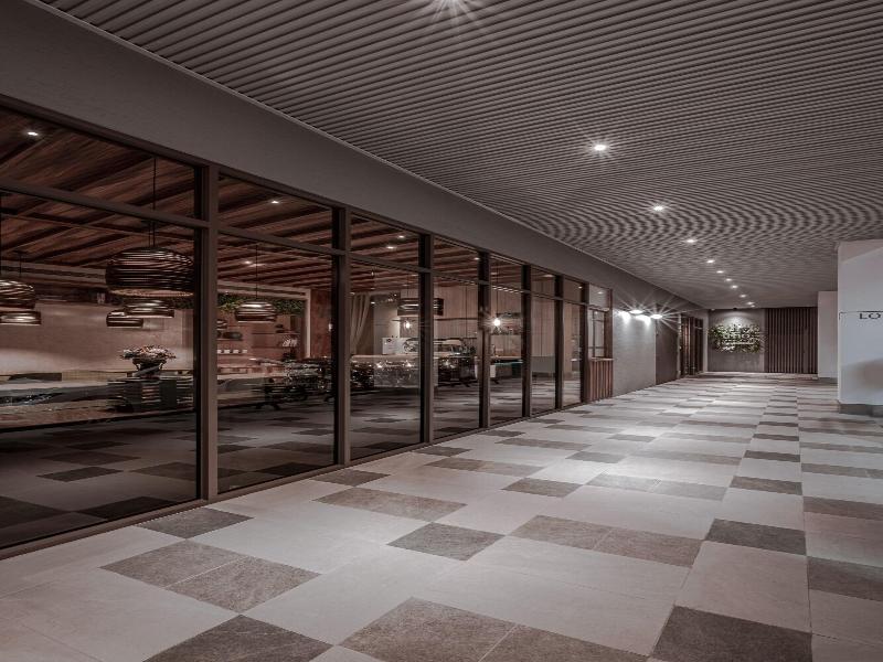 Somer Chew Hotel image