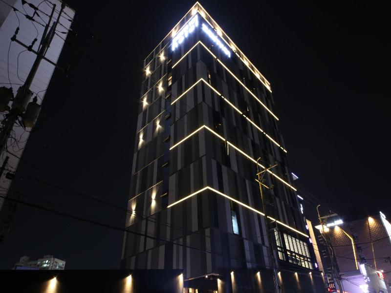 Zam101 Hotel image