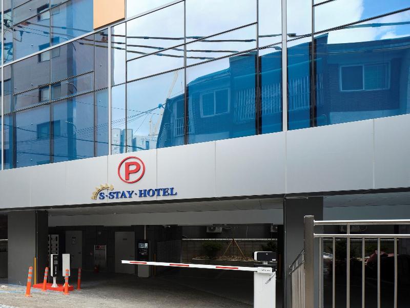 S Stay Hotel image