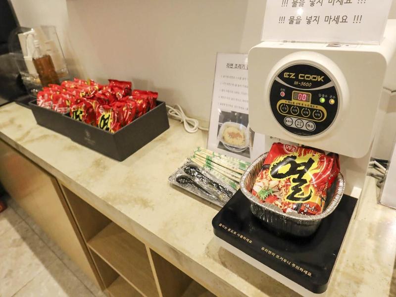Brown-Dot Hotel Cheonan image