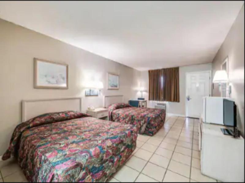 Rodeway Inn Gurdon image