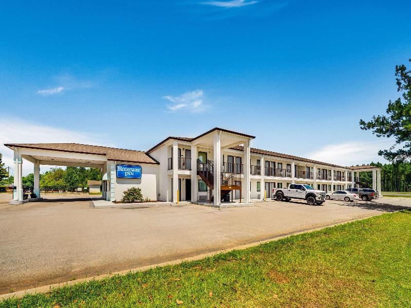 Rodeway Inn Sandersville image