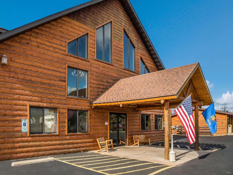 Econo Lodge Rice Lake image