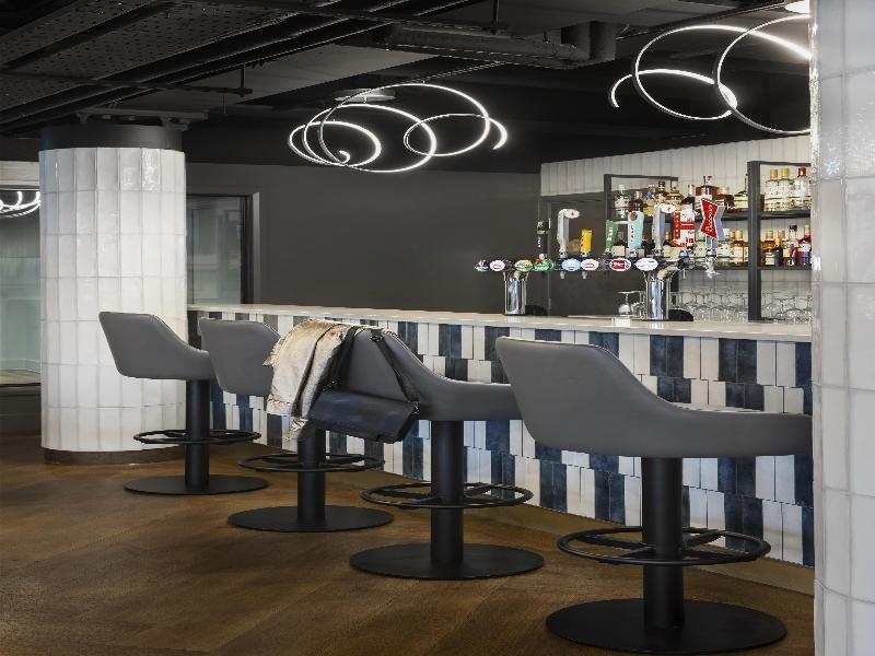 Spark by Hilton London Romford image