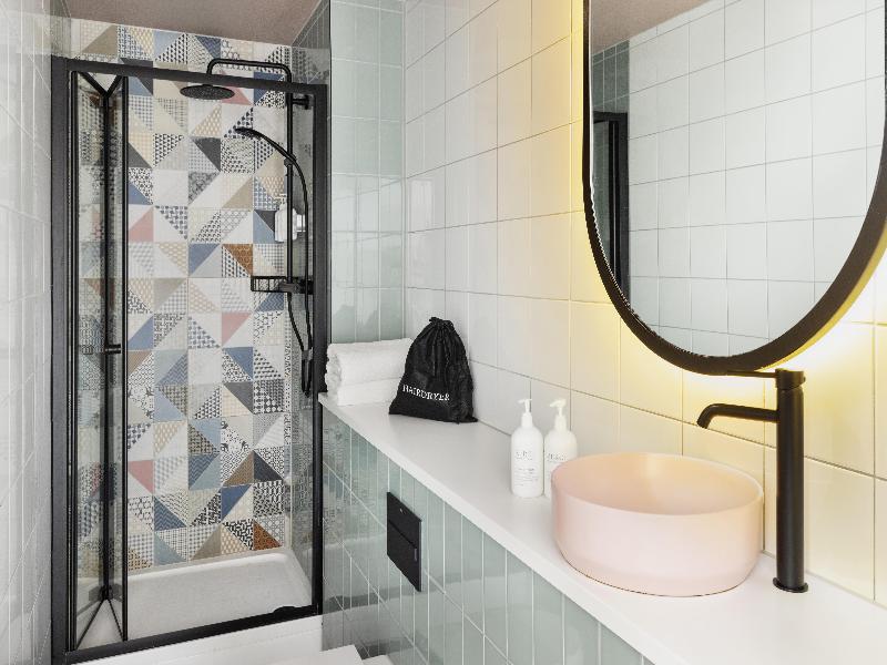 Spark by Hilton London Romford image