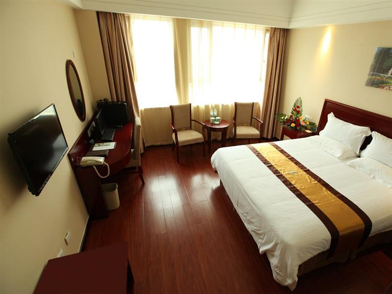 GreenTree Inn Liaocheng Shuguang Building Express 