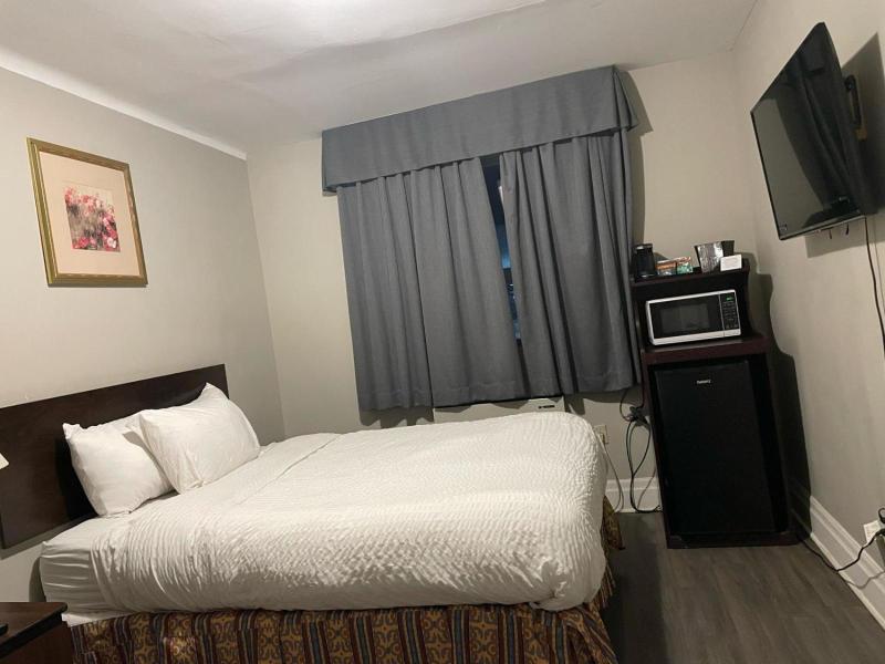London Residency Inn image