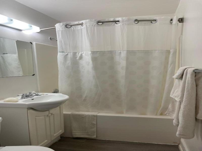 London Residency Inn image