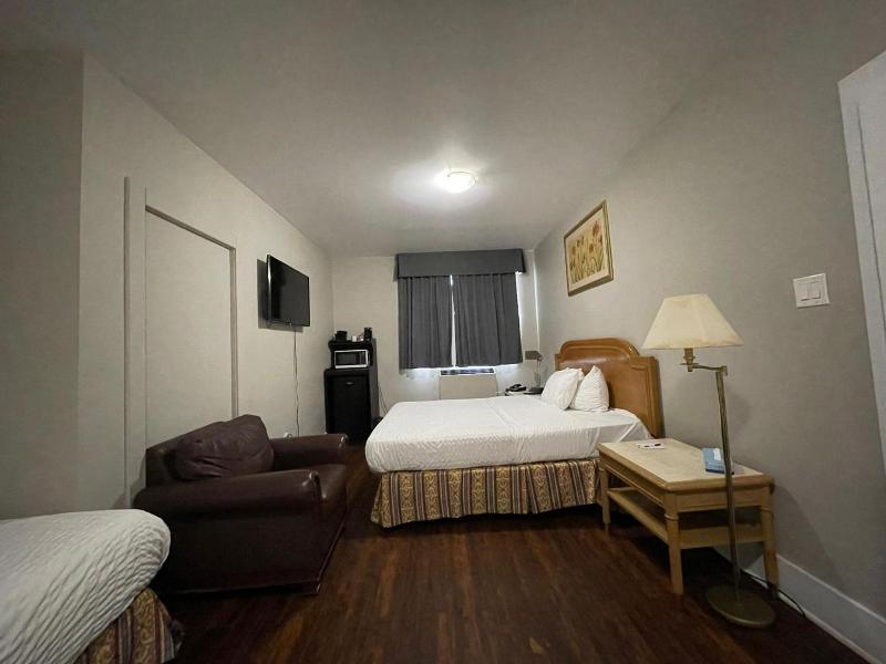 London Residency Inn image