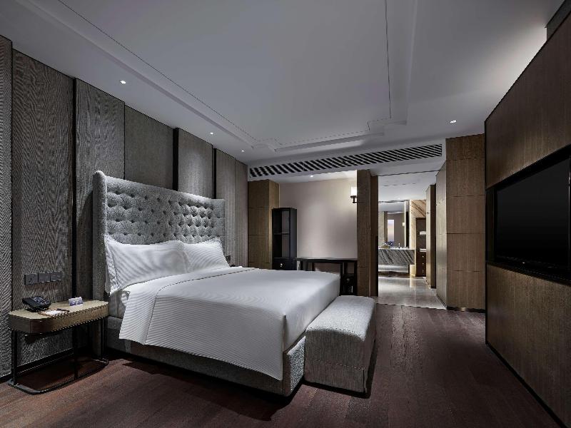 Doubletree By Hilton Baoding image