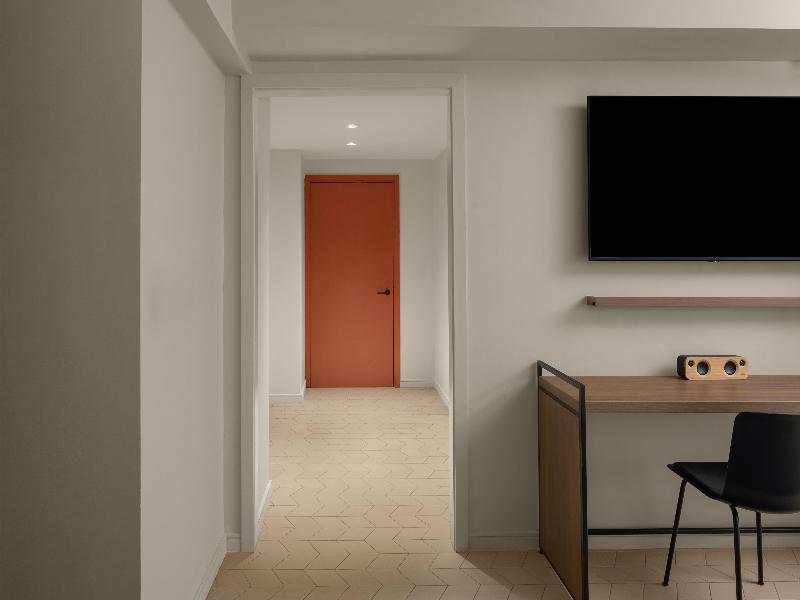 ROK Hotel Kingston, Tapestry Collection by Hilton image