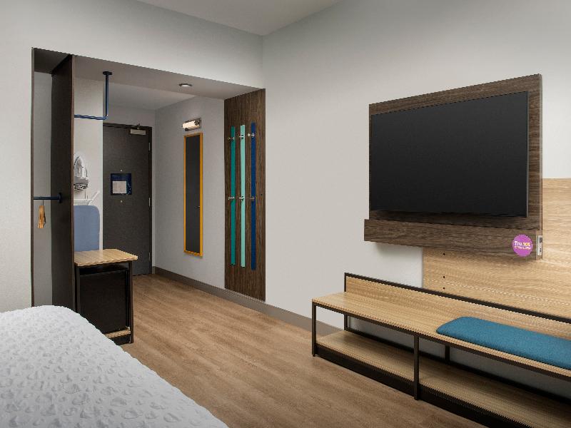 Tru By Hilton Miami West Brickell image