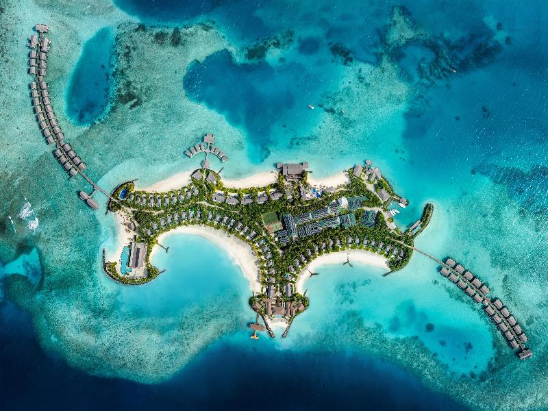 Hilton Maldives Amingiri Resort & Spa image