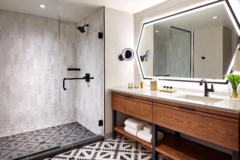 Senna House Scottsdale, Curio Collection By Hilton image