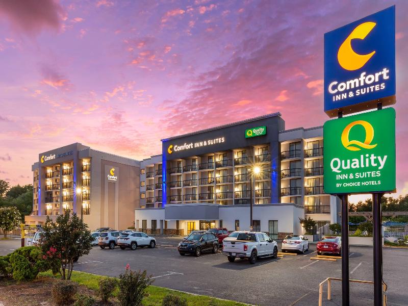 Quality Inn & Suites Spring Lake image
