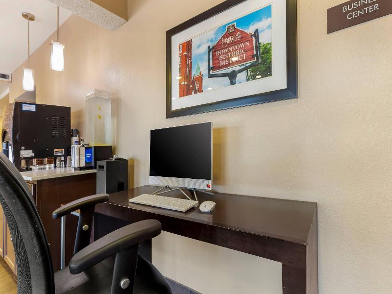 Quality Inn & Suites Spring Lake image