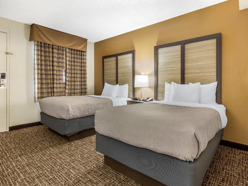 Quality Inn & Suites Spring Lake image