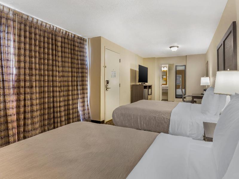 Quality Inn & Suites Spring Lake image