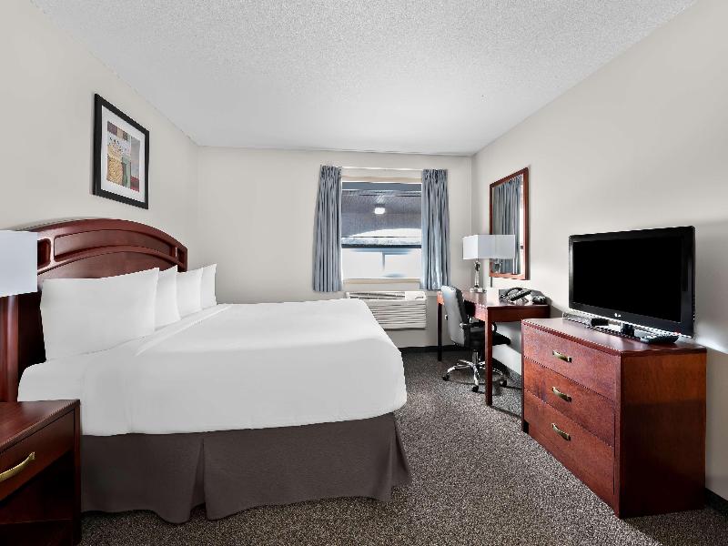 SureStay Plus Hotel by Best Western Hardisty image